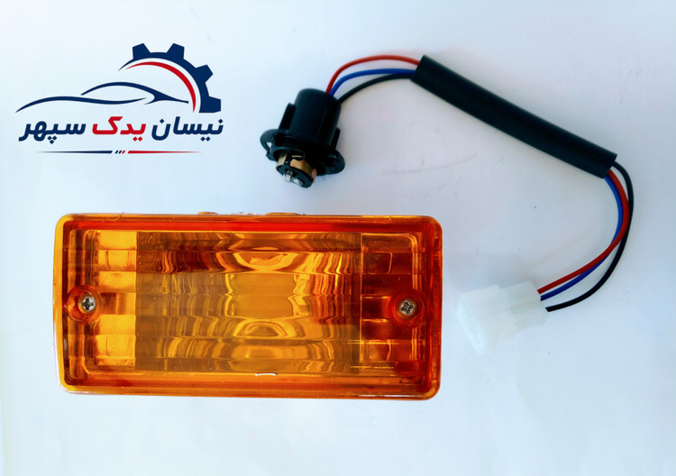 چراغ راهنما داخل جلو پنجره MLD مخصوص انواع نیسان