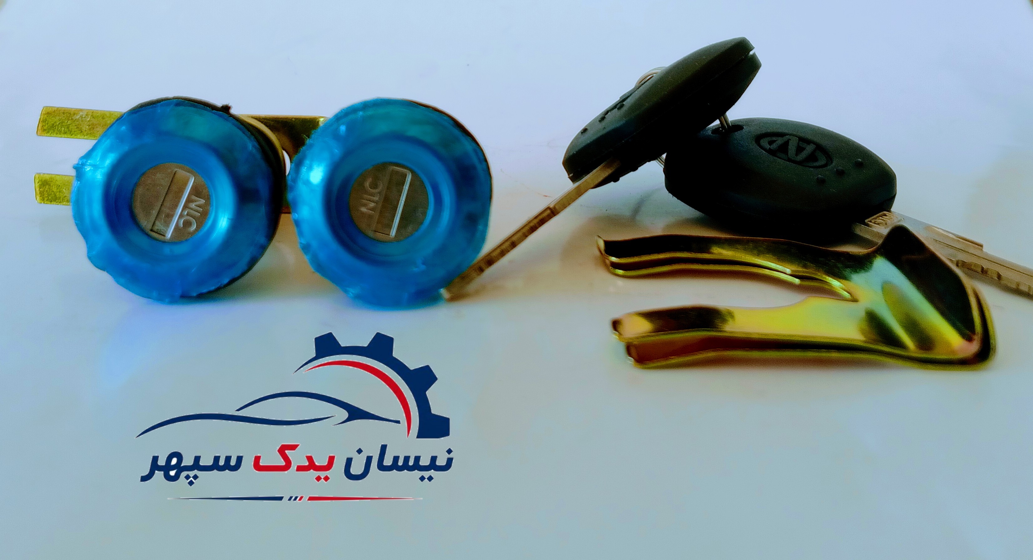 سوییچ درب های جانبی نصیر لوازم مناسب انواع نیسان